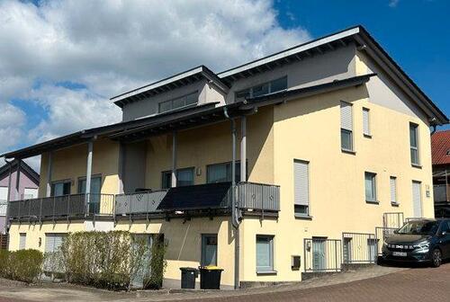 Foto - 2 Doppelhaushälften, je 1 Whg. und je 1 Einliegerwhg.