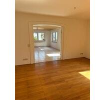 Großzügige 4-Zimmer-Wohnung in Erlenbach - SOFORT BEZUGSFREI