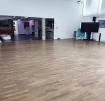 Sport – Yoga – Schaufenster – Seminar – Lager – Wohnen - Büro - Königsbrunn