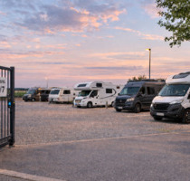 Außenstellplätze für WohnmobileWohnwagenetc. zu vermieten - Celle Neustadt/Heese