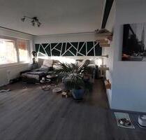 Geräumige 4- Zimmer Wohnung in Meckenheim-Merl, Top Lage!.