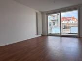 Foto - Logenplatz im Zentrum! Stilvolle 3-Zimmer-Wohnung mit Balkon und Fahrstuhl in Citylage