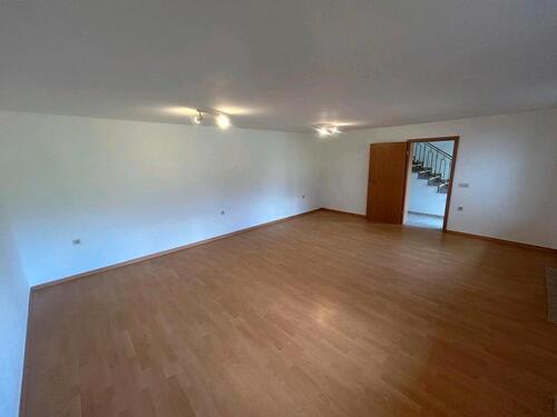Foto - Großzügige 158m² Wohnung mit Balkon, Garage & riesigem Wohnzimmer