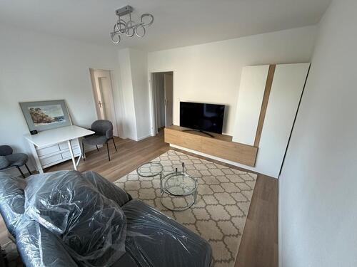 Foto - Ffm-Ginnheim: 2-Zimmer-Wohnung - frisch renoviert und möbliert