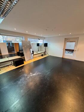 Foto - StudioBüro Vermietung - 90,00&nbsp;EUR Kaltmiete, ca.&nbsp; 32,00&nbsp;m&sup2;