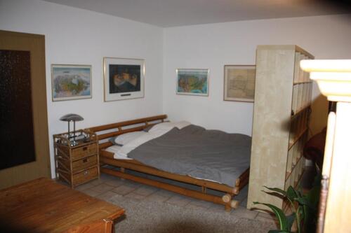 Foto - Geräumige, gepflegte, 1-Zimmer-Wohnung mit Loggia
