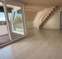 Provisionsfrei: 3-Zimmer-Maisonette mit Loggia in Stockelsdorf