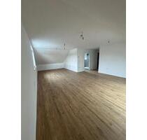 Schwebheim 3 Zimmer Dachgeschoss Wohnung