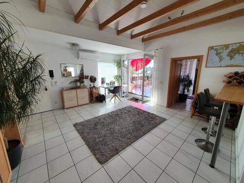 Foto - Lichtdurchflutete 3-Zimmer-Wohnung mit Dachterrasse & Top-Lage