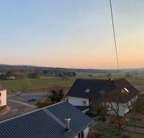 Freundliche 3-ZKB-Wohnung mit GRANDIOSEM AUSBLICK in Argenthal