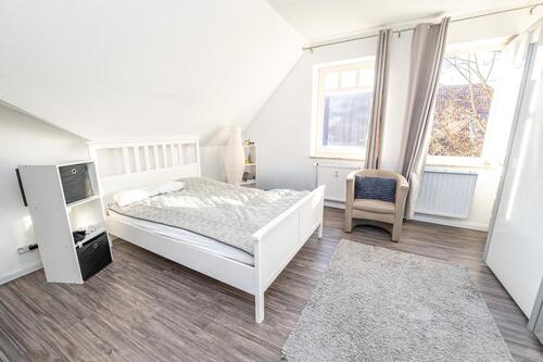 Foto - Dachgeschoßwohnung in Stade zur Miete