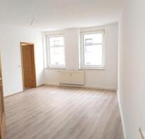 gemütliche 2-Zimmer Wohnung im Erdgeschoss, Einbauküche zu 30,- EUR monatl. zusätzlich - Crimmitschau