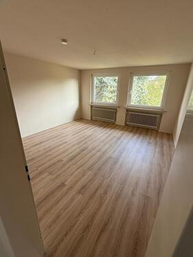 Foto - LAATZEN: 2- Zimmer Wohnung mit EBK und Balkon