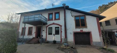 Foto - 2 Familien Haus - 225.000,00&nbsp;EUR Kaufpreis, ca.&nbsp; 190,00&nbsp;m&sup2;