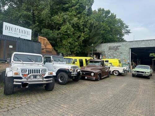 Foto - Werkstatt, Halle, Fahrzeugaufbereitung, Kfz, Lager