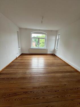 Foto - Altbauwohnung in Bahnhofsnähe - 980,00&nbsp;EUR Kaltmiete, ca.&nbsp; 74,00&nbsp;m&sup2;