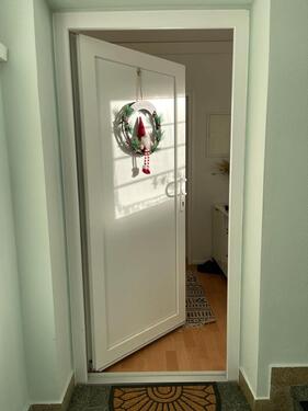 Foto - !!!Bitte erst die Anzeige Lesen!!! Eine 3 Zimmer Wohnung - 3.OG