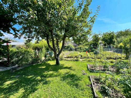 Foto - Kleingarten - 2.450,00&nbsp;EUR Kaltmiete, ca.&nbsp; 0,00&nbsp;m&sup2;