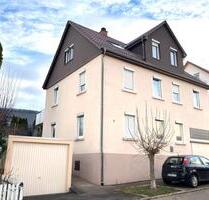 Haus mit viel Platz - 489.000,00&nbsp;EUR Kaufpreis, ca.&nbsp; 204,00&nbsp;m&sup2; in Pfullingen (PLZ: 72793)