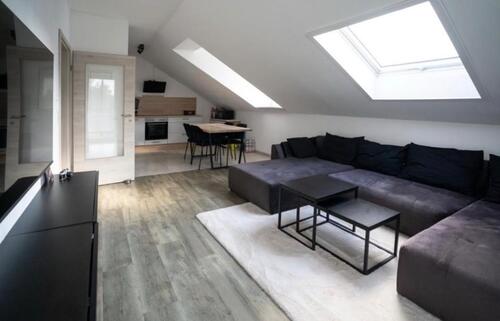 Foto - 3 Zimmer Dachgeschoßwohnung zur Miete in Moosthenning