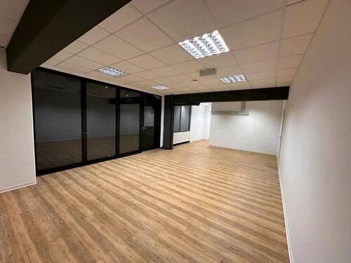 Foto - KFZ Aufbereitung Smart Repair mit Büro