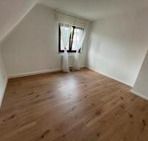 Zimmer frei ab 1. April in christlicher Frauen-WG - Karlsruhe Neureut