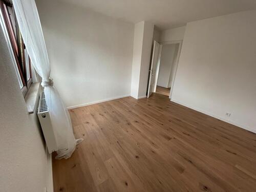 Foto - 1 Zimmer Dachgeschoßwohnung zur Miete in Karlsruhe