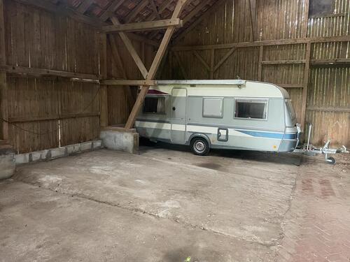 Foto - Stellplatz in einer Scheune zu vermieten