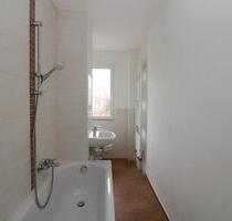 *Schockverliebt* moderne 2RW mit Wanne und Balkon in ruhiger Lage - Freiberg