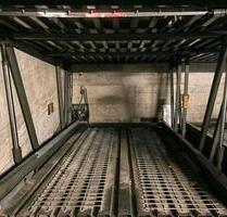 Duplex unten Tiefgaragen Stellplatz - München Sendling-Westpark