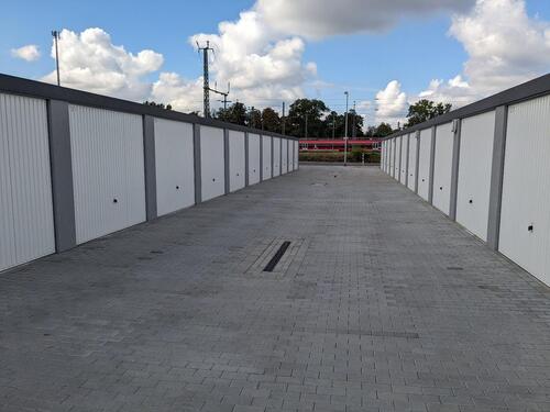 Foto - Neubau-Garagen für PKW und Motorräder in Ennepetal