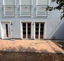 Souterrain-Wohnung mit Terrasse - Thalmassing