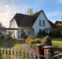 Doppelhaushälfte in Putbus (Rügen) – 4 Zimmer, Garten & Balkon