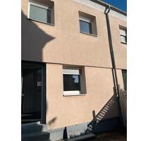 Reihenmittelhaus in Alzey - 1.200,00 EUR Kaltmiete, in Alzey (PLZ: 55232)