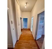 Atmosphärisch schöne Altbauwohnung mit 2,5 Zimmer - Berlin Mitte