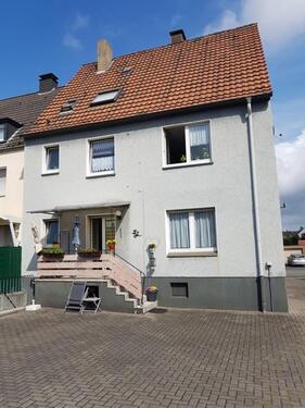 Foto - 3-Zimmer-DG-Wohnung mit Einbauküche in RE-Grullbad