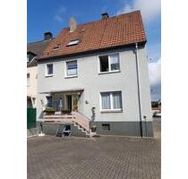 3-Zimmer-DG-Wohnung mit Einbauküche in RE-Grullbad - Recklinghausen 3-Zimmer-DG-Wohnung mit Einbauküche in RE-Grullbad - Recklinghausen