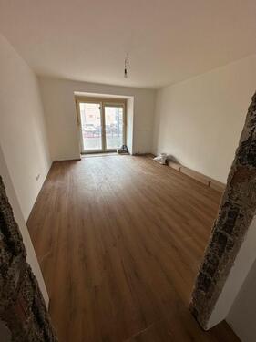 Foto - Alles neu! 2,5 Zimmer-Wohnung mit Balkon