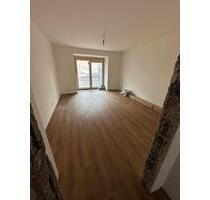 Alles neu! 2,5 Zimmer-Wohnung mit Balkon - Dachau