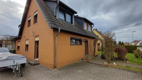Foto - 8 Zimmer Mehrfamilienhaus, Wohnhaus zum Kaufen in Delmenhorst