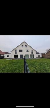 Foto - Moderne Doppelhaushälfte mit viel Platz, Doppelgarage