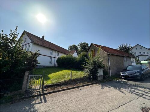 Foto - Schöner Hof mit Nebengebäude und großem Grundstück + Forstanteil