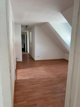 Foto - 3 Zimmerwohnung Dachgeschosswohnung