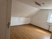 Foto - 3 Zimmer Dachgeschoßwohnung zur Miete in Ergoldsbach