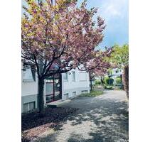 IMMO LOVE Haunstetten- Ab 1.6. bezugsfreie 2 ZKB mit ca 52qm, Balkon, optional TG! - Augsburg Haunstetten-Siebenbrunn