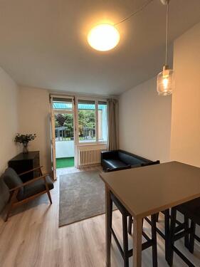 Foto - Befristet Frisch sanierte 2-Zimmer-Wohnung mit Balkon