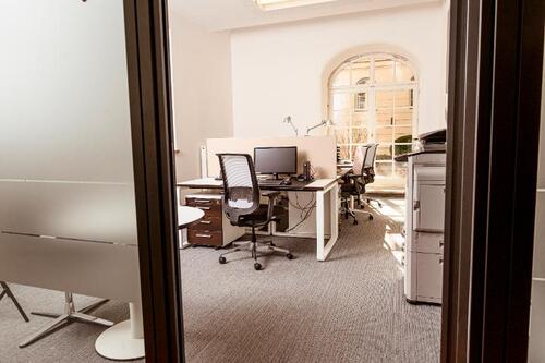 Foto - Coworking Space in denkmalgeschützem Gebäude - All-in-Miete