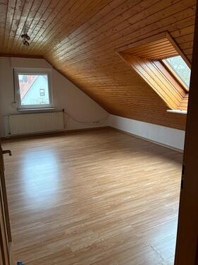 Foto - Dachgeschoßwohnung in Wölfersheim zur Miete