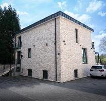 Einfamilienhaus freistehend mit Anliegerhaus und Kamin. - Essen Stadtbezirk V