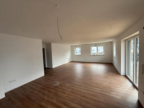 Foto - 4.5 Zimmer Erdgeschoßwohnung zur Miete in Dingolfing